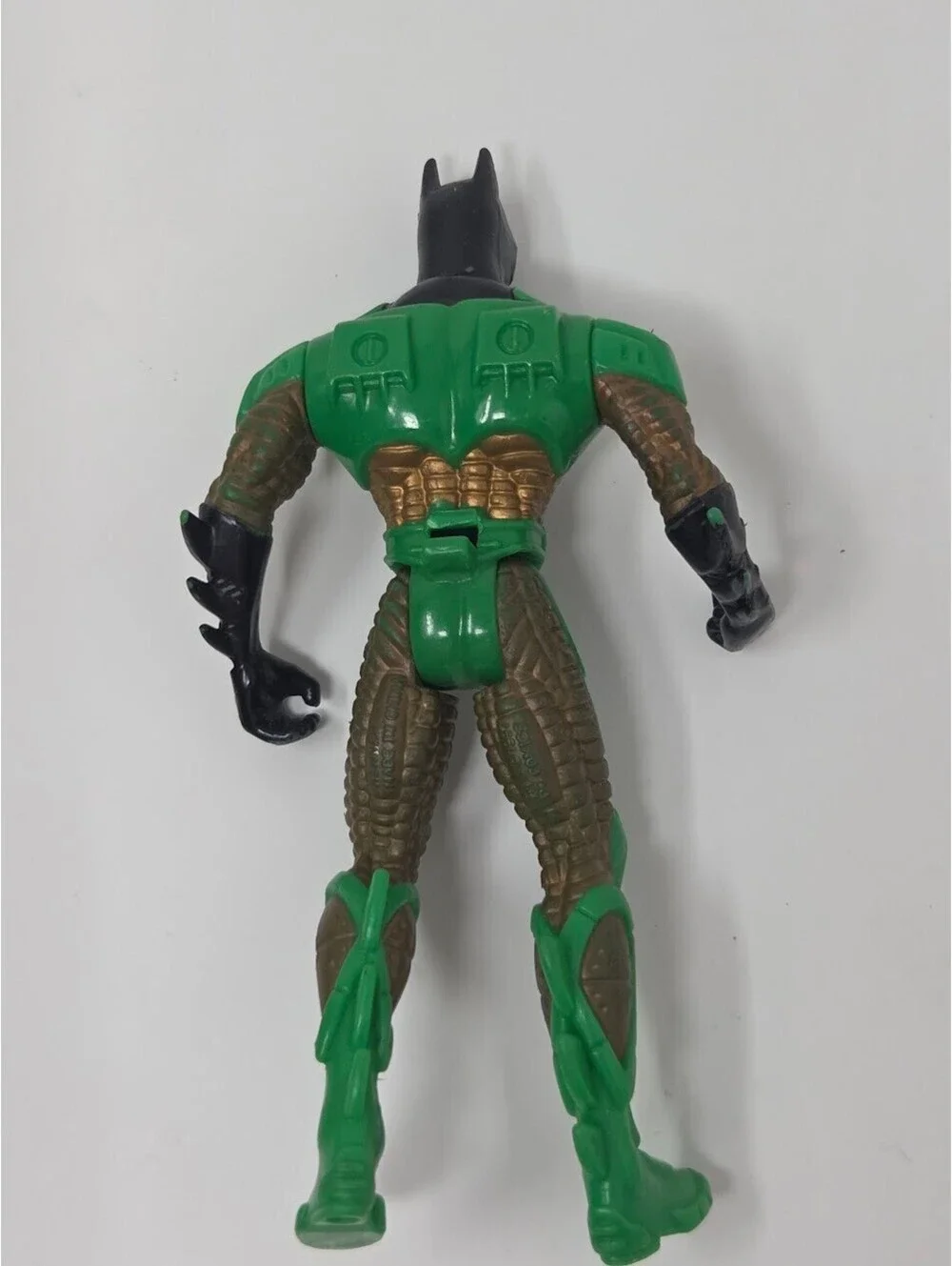 Kenner 1997 DC Comics Batman Action Figure Green And Bronze Armor Suit Design